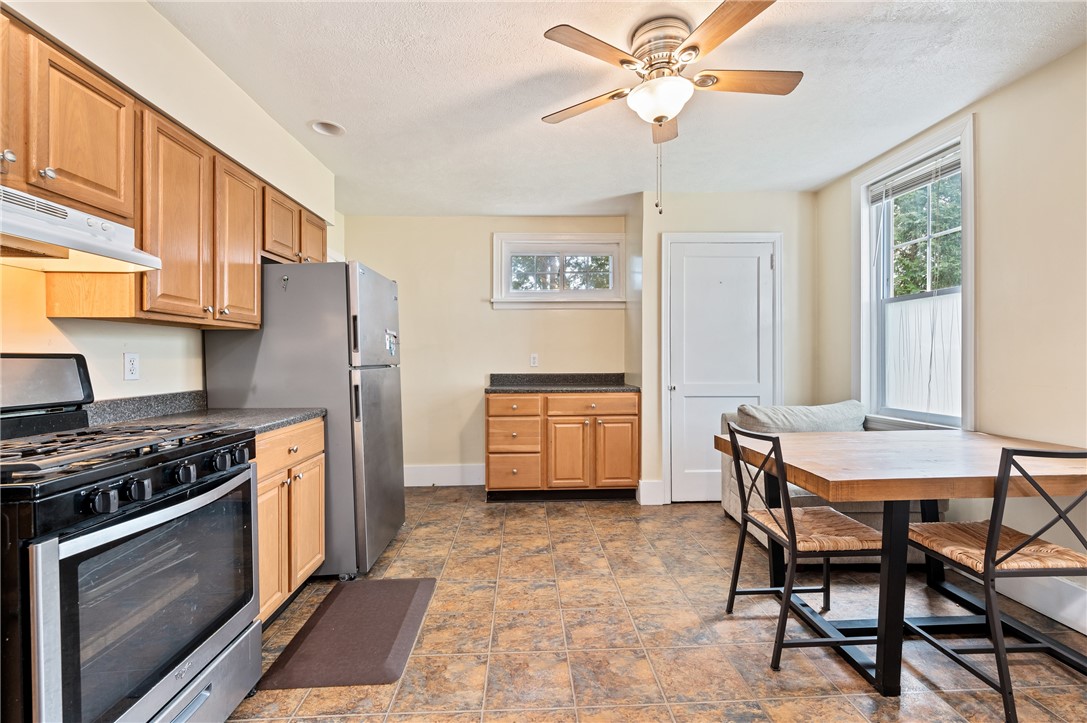 320 Sprott Way