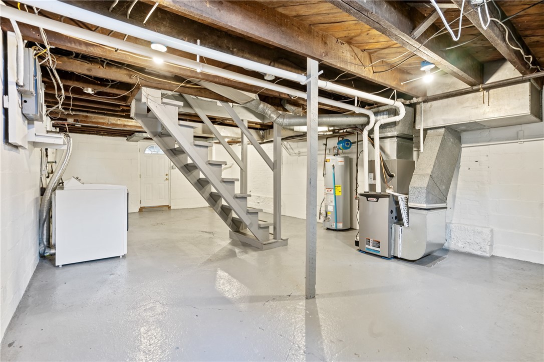 320 Sprott Way