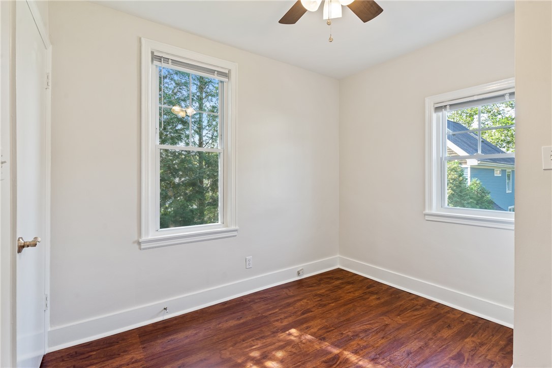 320 Sprott Way