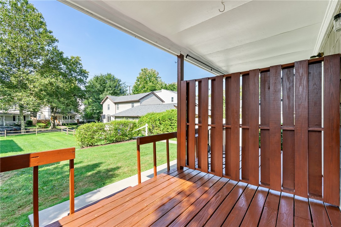 320 Sprott Way