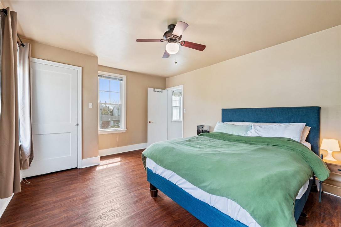 320 Sprott Way
