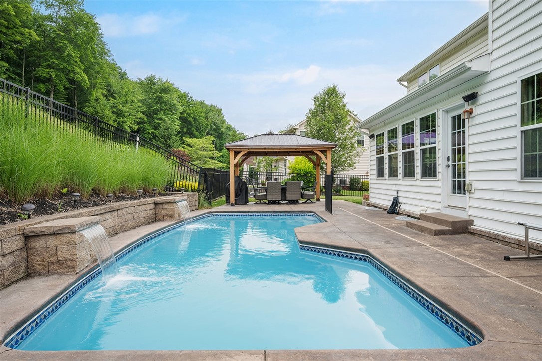 137 Sweetwater Drive