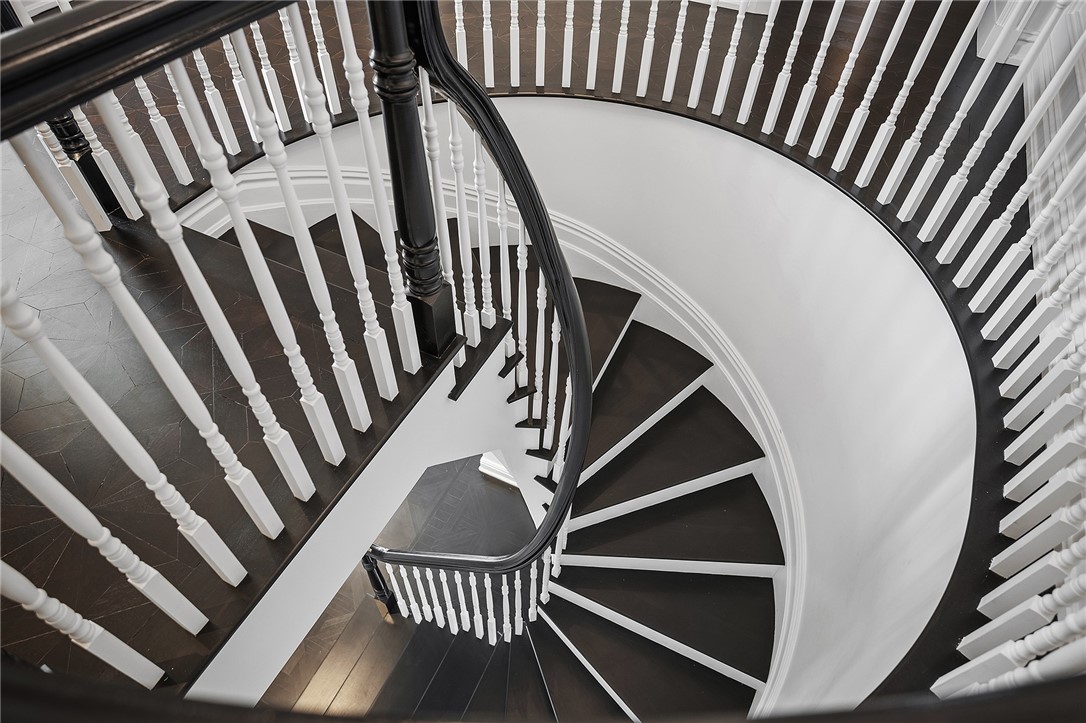 550 Market Street 22-23