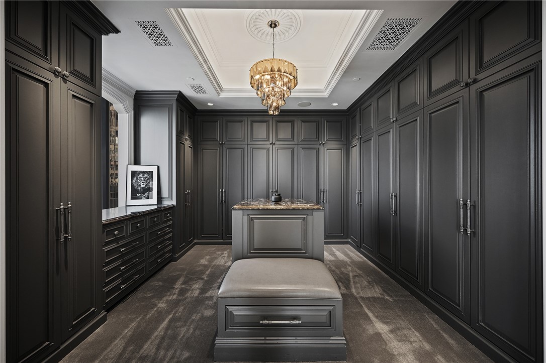 550 Market Street 22-23