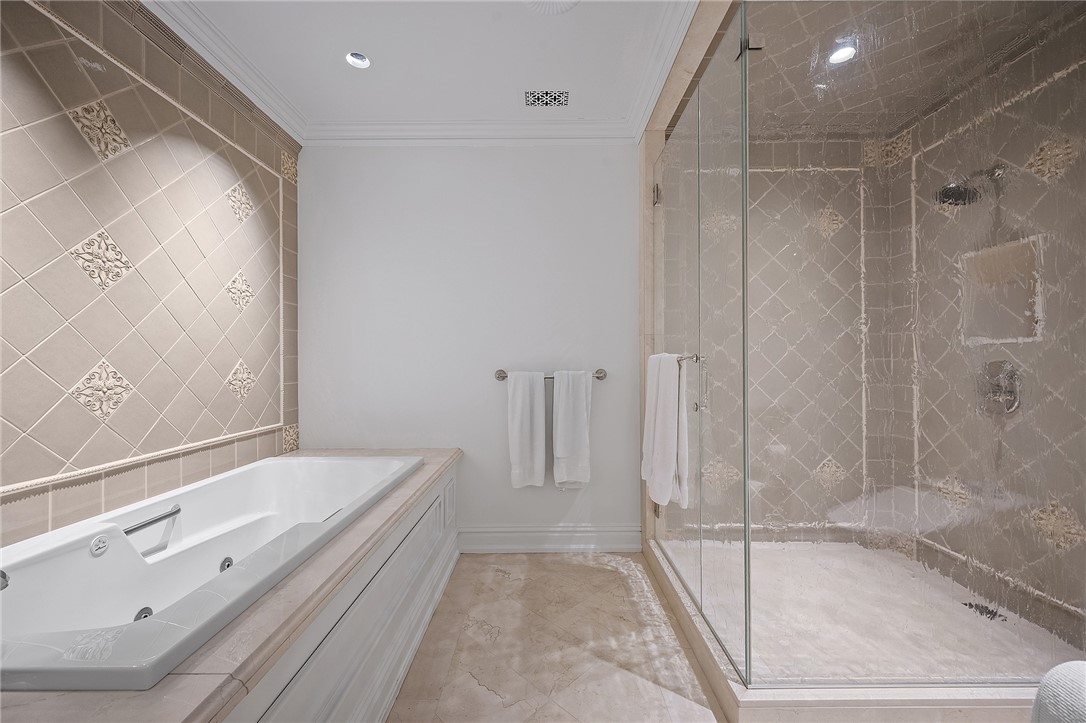 550 Market Street 22-23