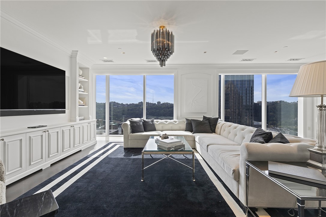 550 Market Street 22-23