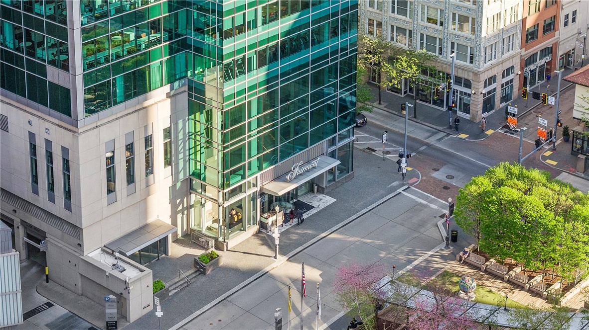 550 Market Street 22-23