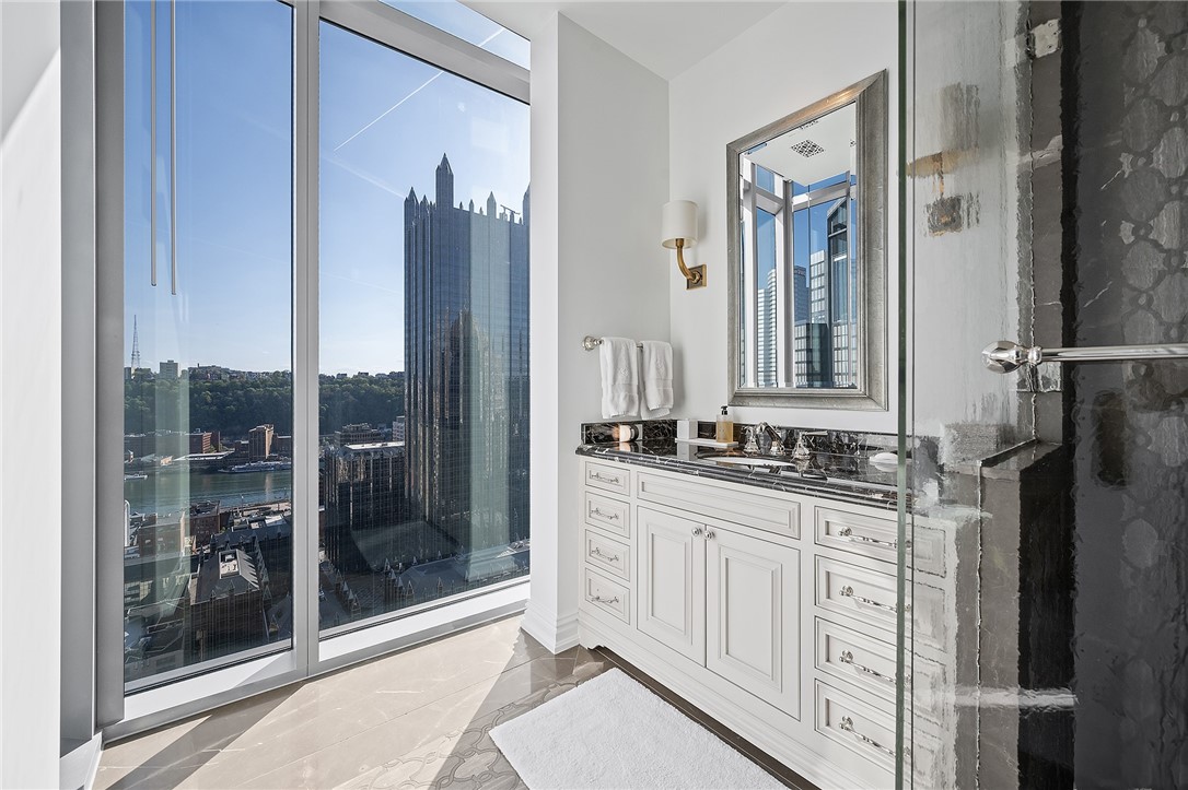 550 Market Street 22-23