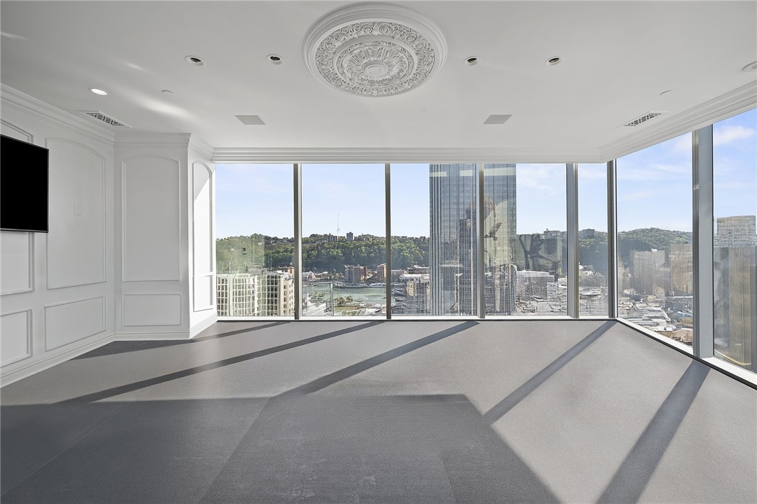 550 Market Street 22-23