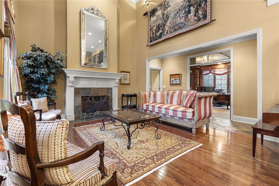 1607 Fieldstone Lane