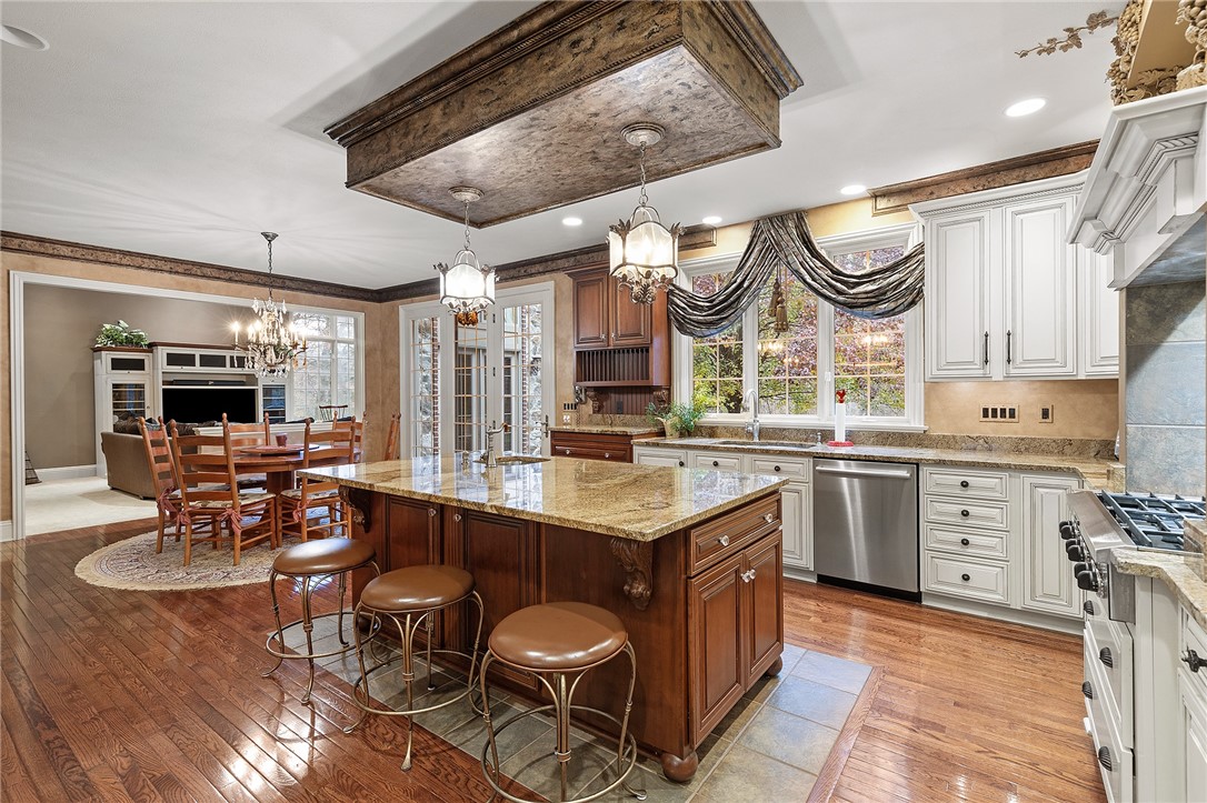 1607 Fieldstone Lane