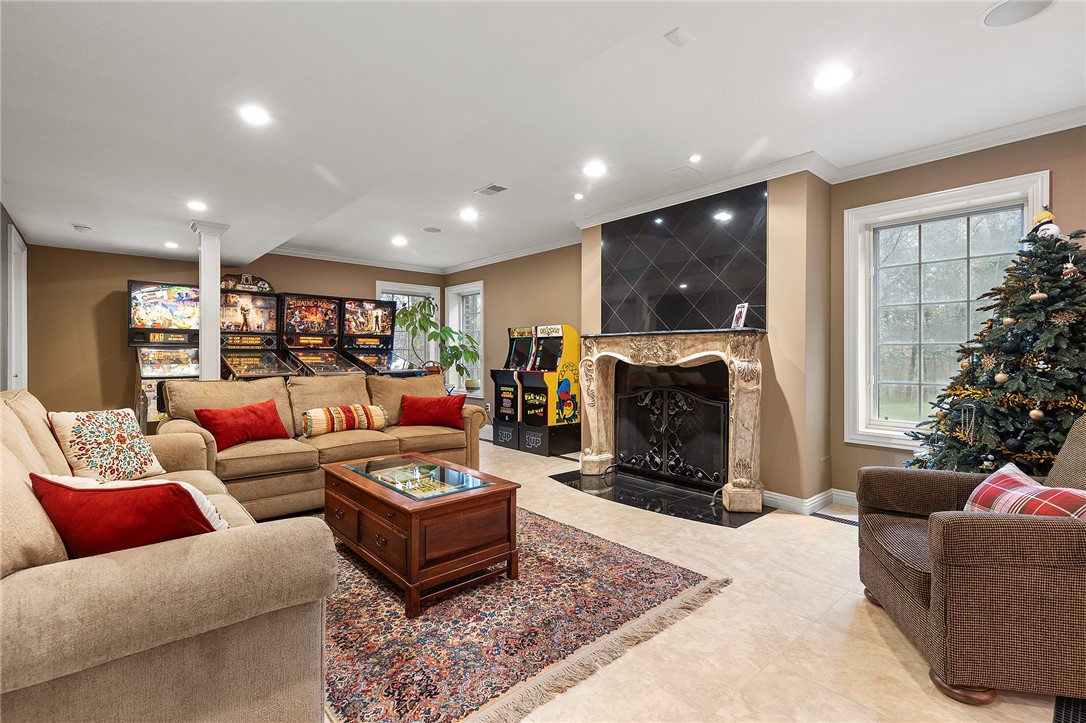 1607 Fieldstone Lane