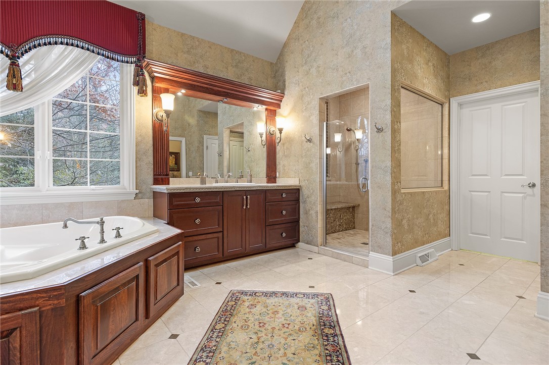 1607 Fieldstone Lane