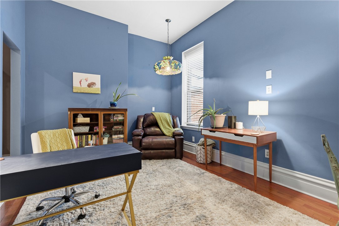 1323 Liverpool Street