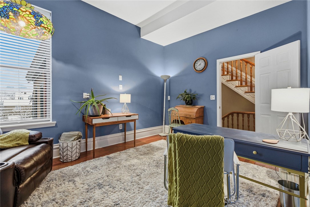 1323 Liverpool Street