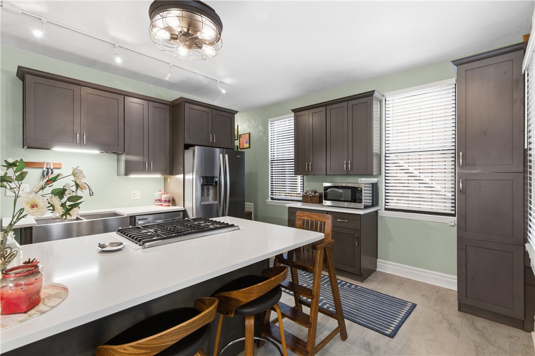 1323 Liverpool Street