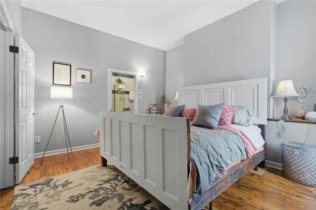 1323 Liverpool Street