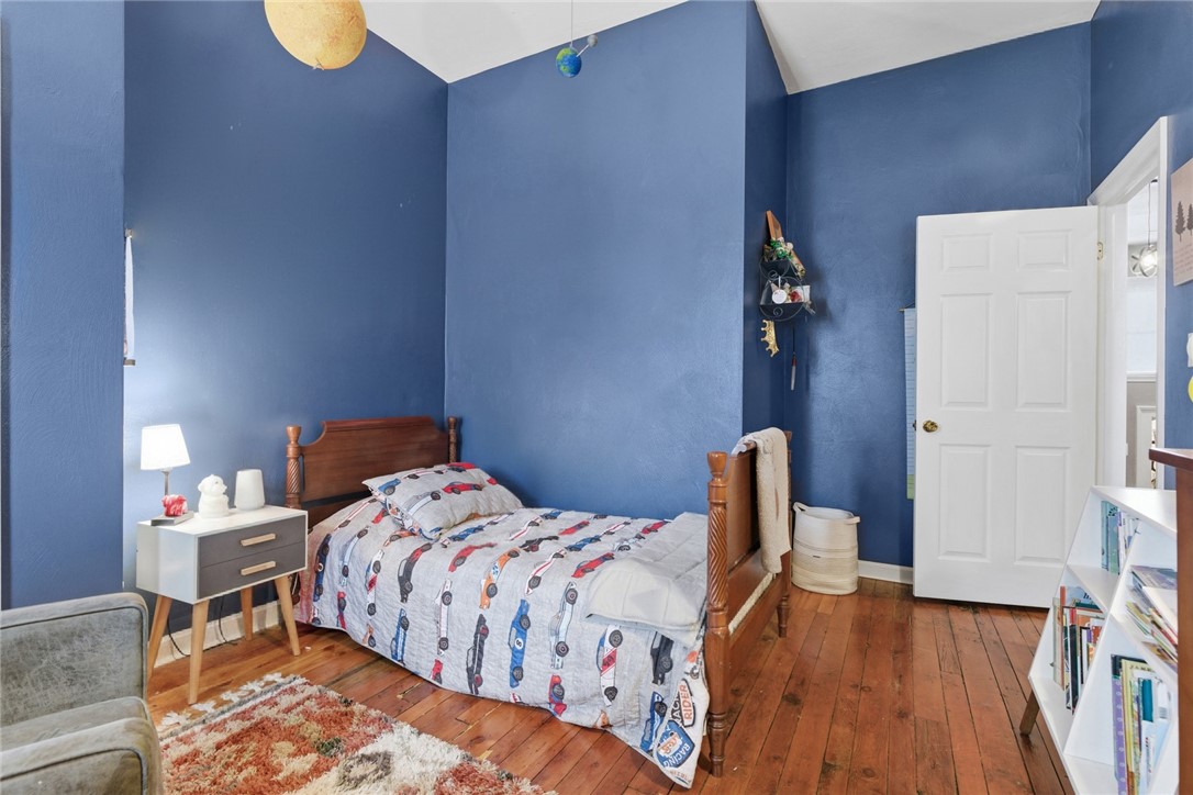 1323 Liverpool Street