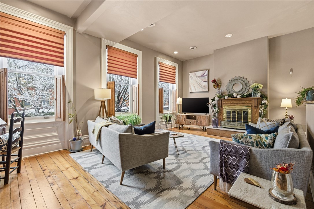 1323 Liverpool Street