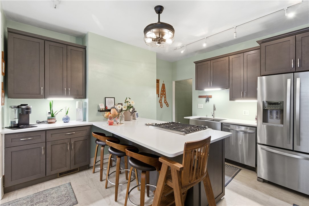 1323 Liverpool Street