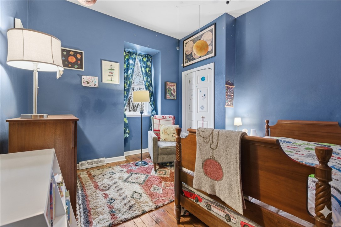 1323 Liverpool Street