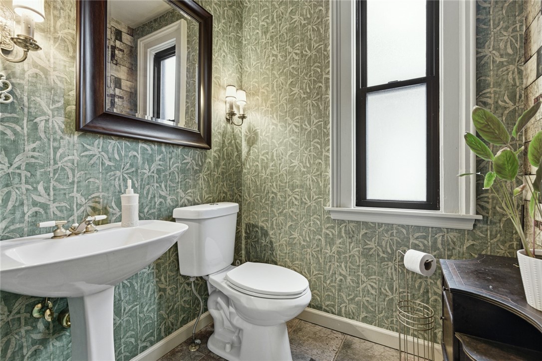 1323 Liverpool Street