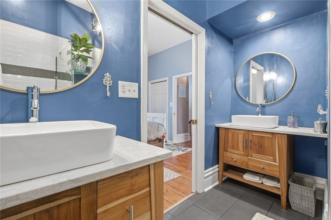 1323 Liverpool Street