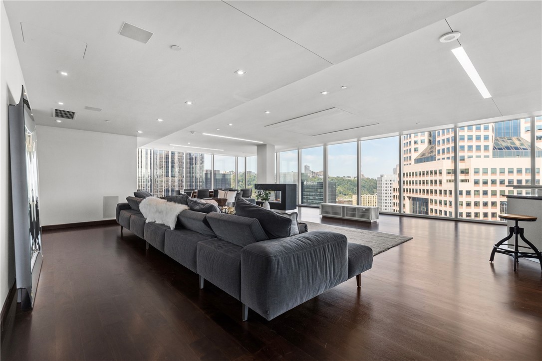 550 Market Street 19