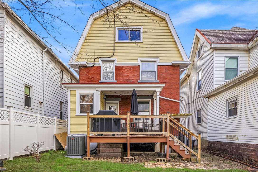 617 Fountain St