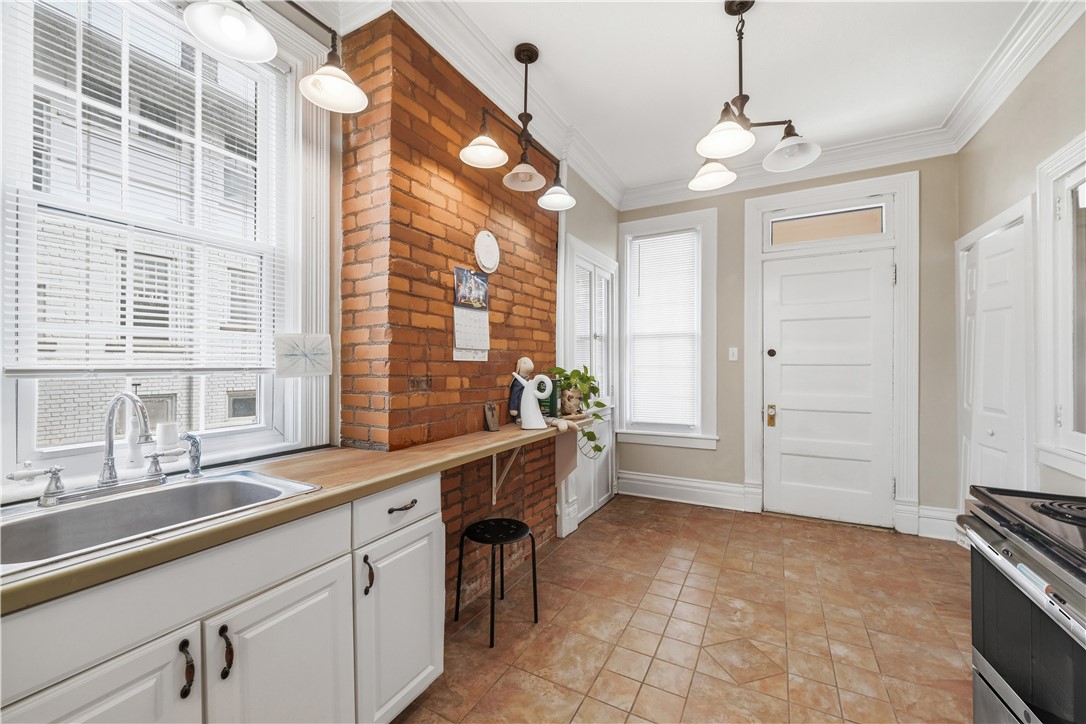 620 S Blackburn Road