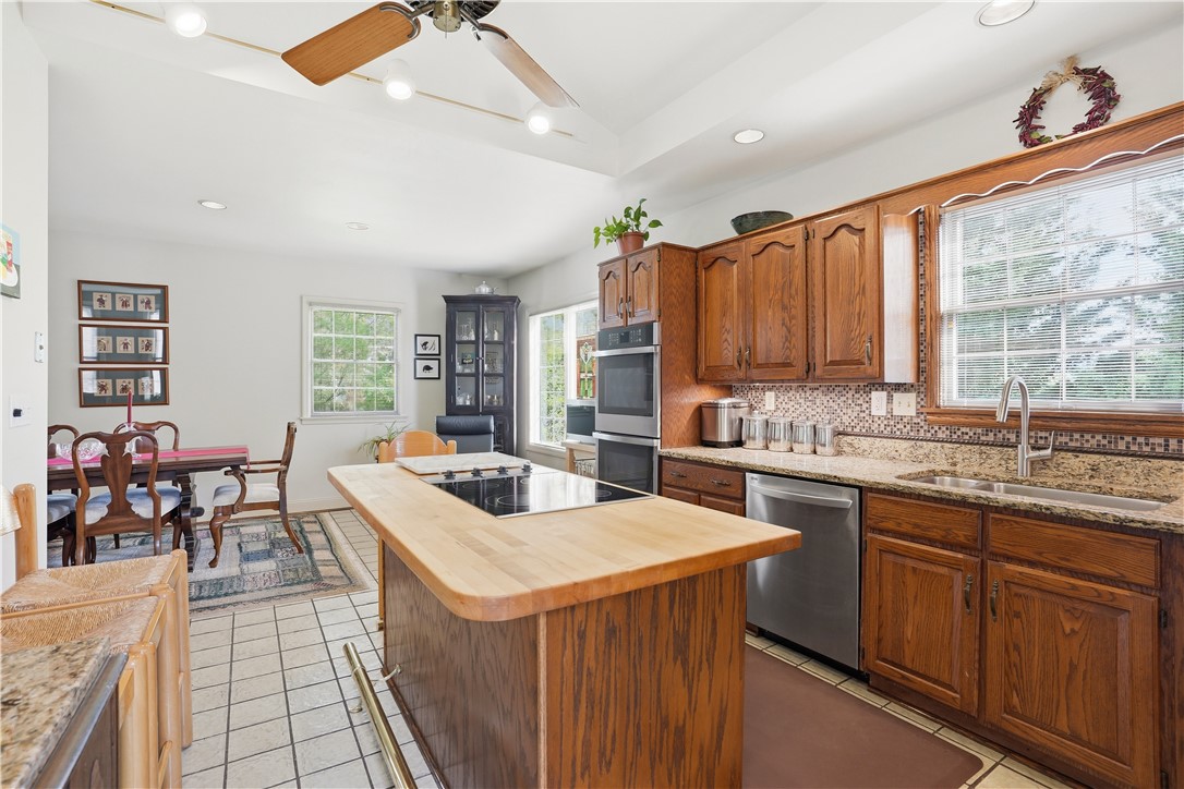 7225 Perrysville Ave