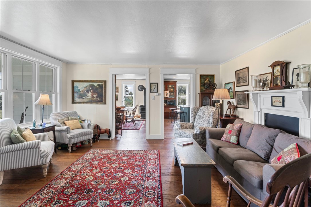 206 Lee Road