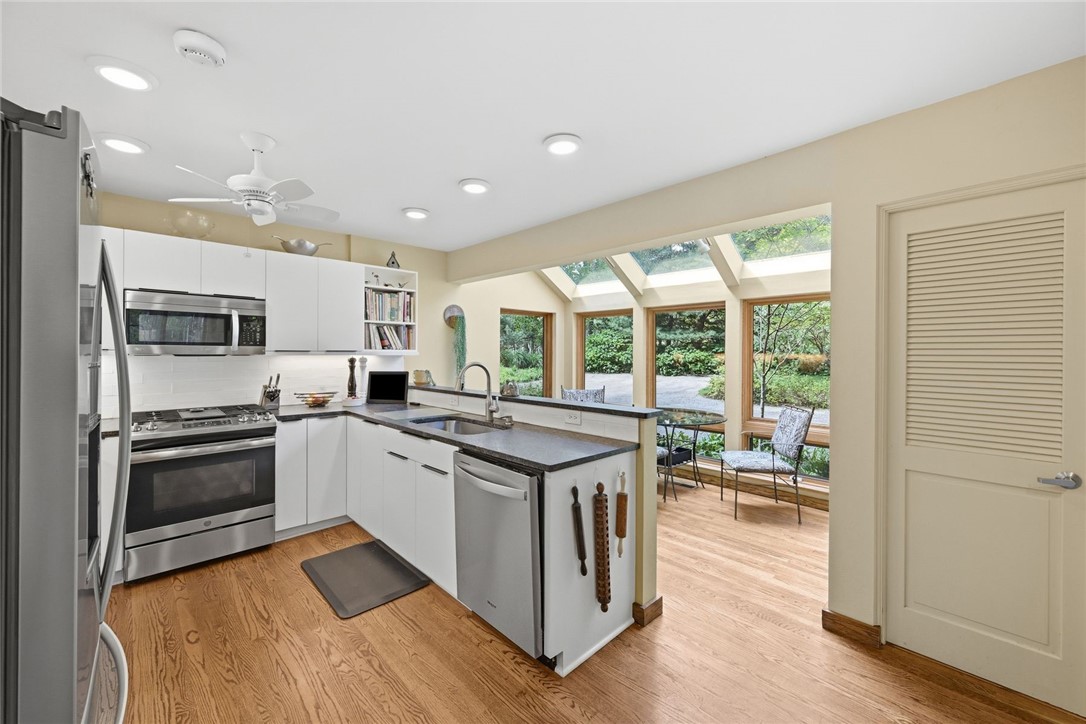 2106 Henry Road