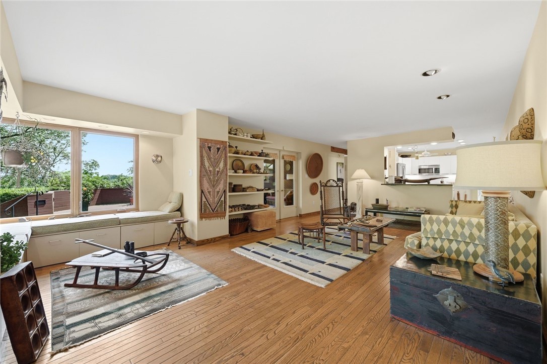 2106 Henry Road