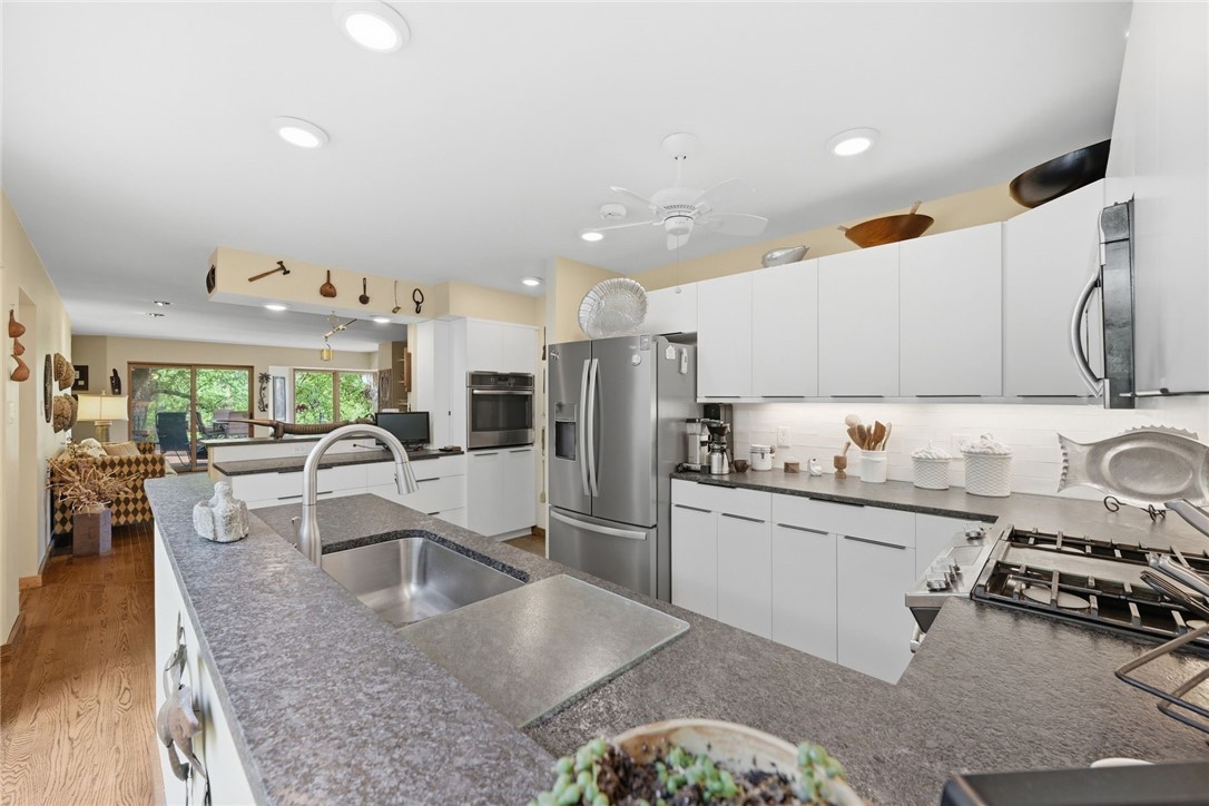 2106 Henry Road