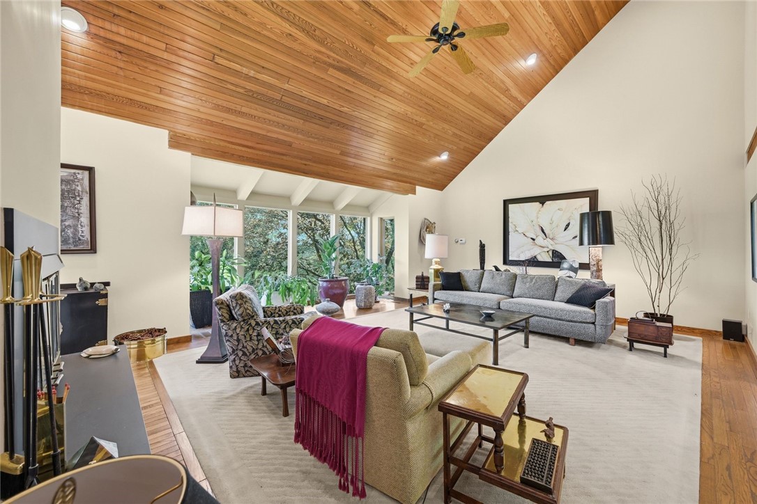 2106 Henry Road