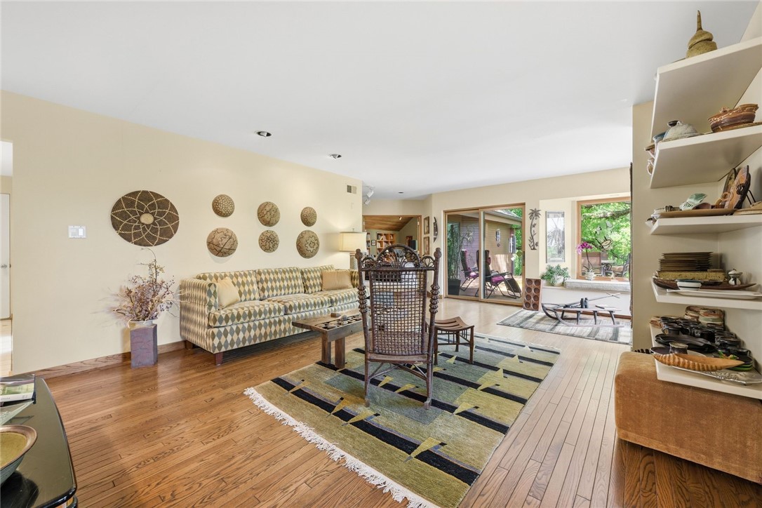 2106 Henry Road