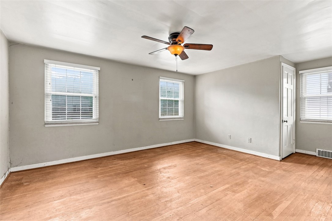 611 Charette Place