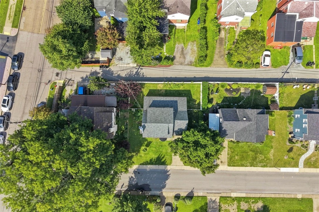611 Charette Place
