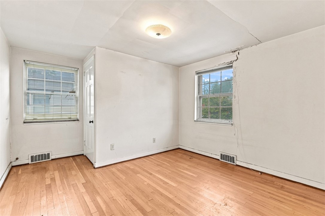 611 Charette Place