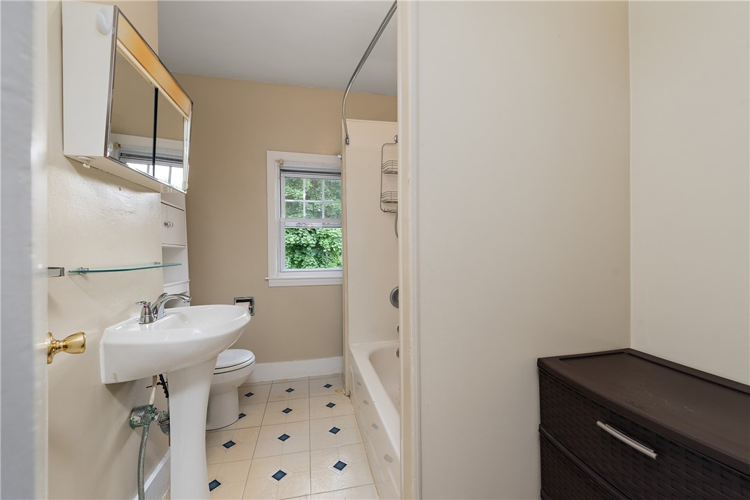 318 Sprott Way 318