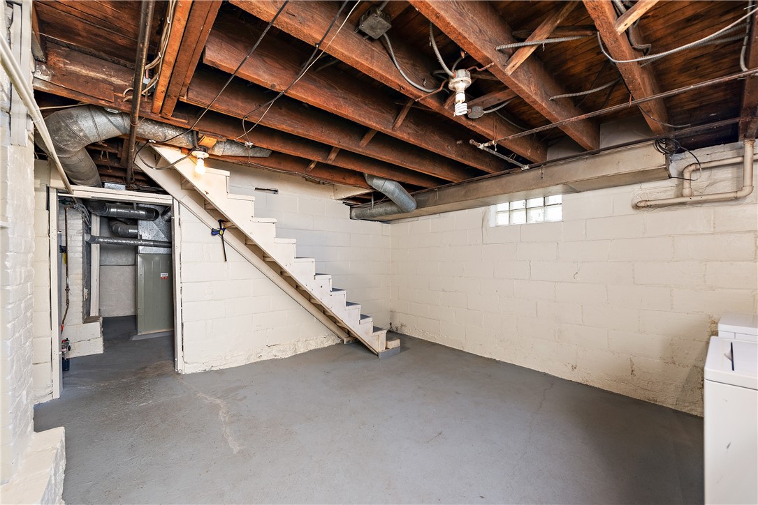 318 Sprott Way 318