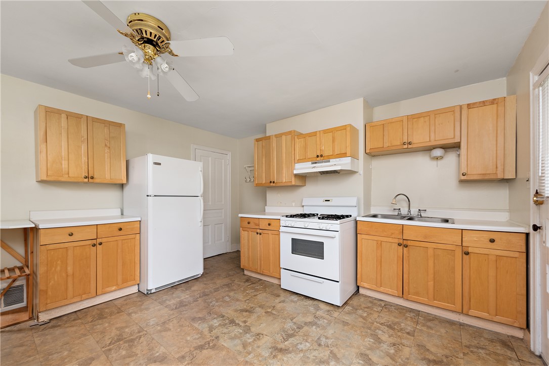 318 Sprott Way 318