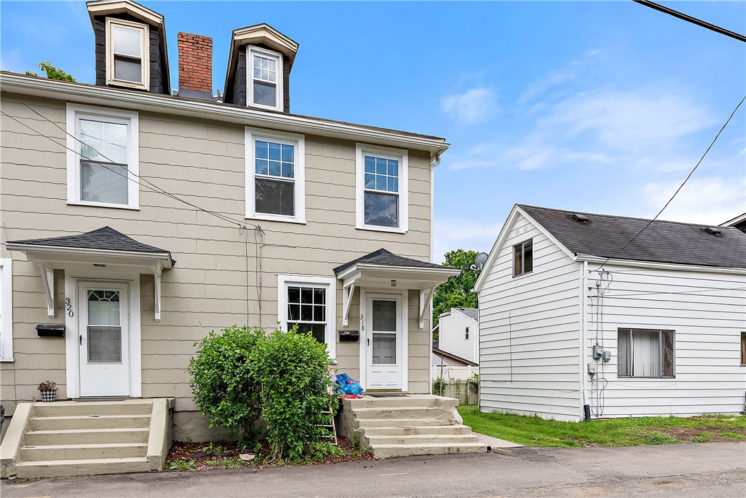 318 Sprott Way 318