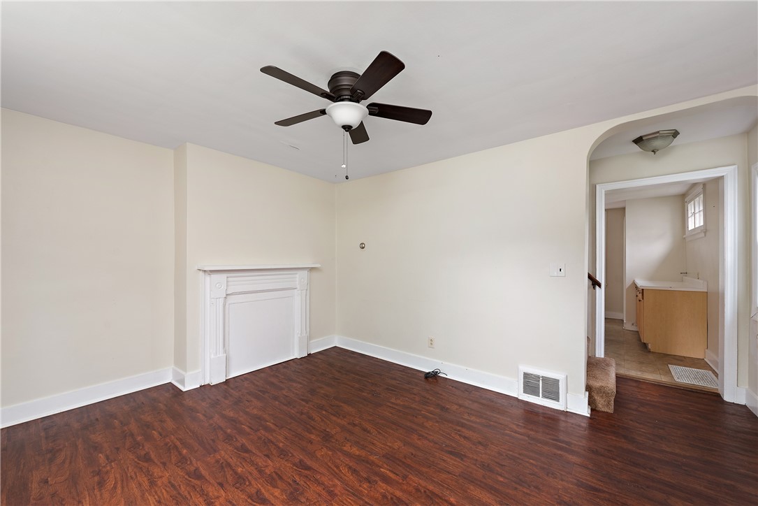 318 Sprott Way 318