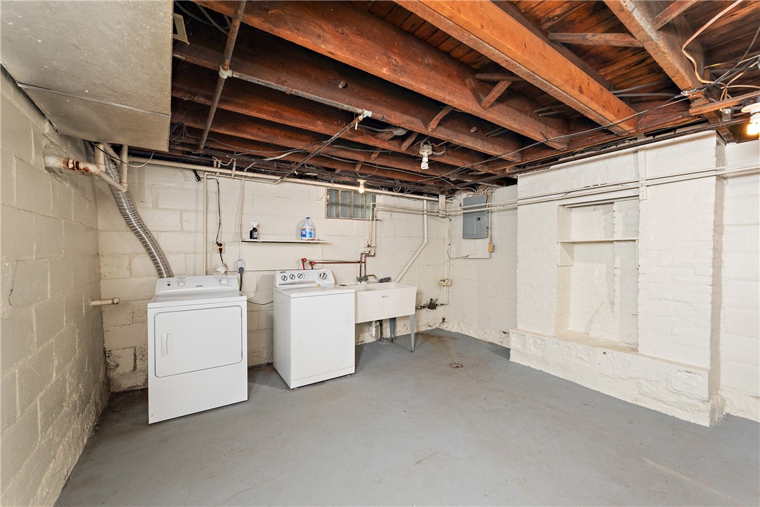 318 Sprott Way 318