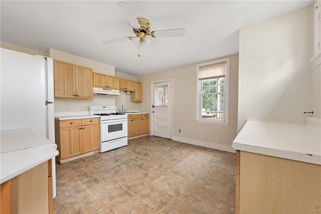 318 Sprott Way 318