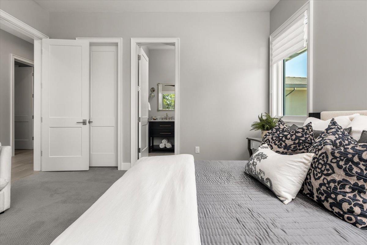 2073 Long View Drive