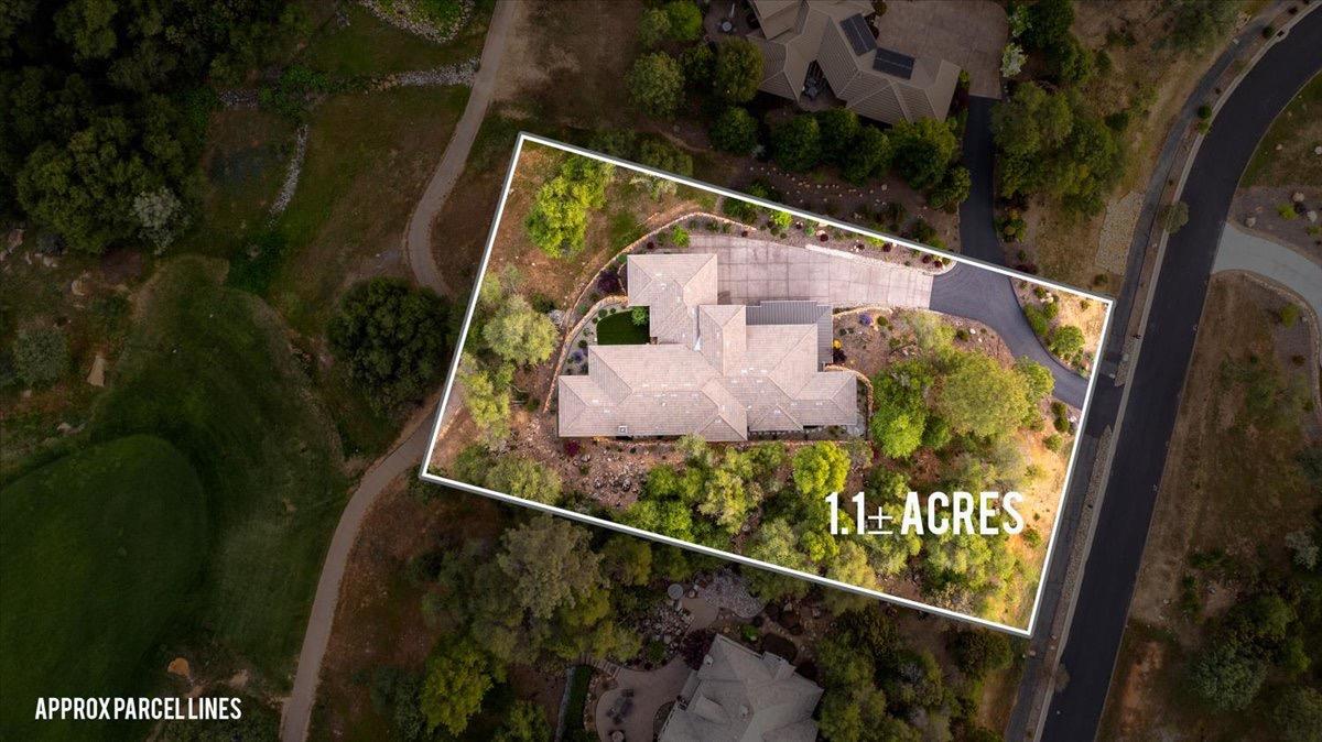 2073 Long View Drive