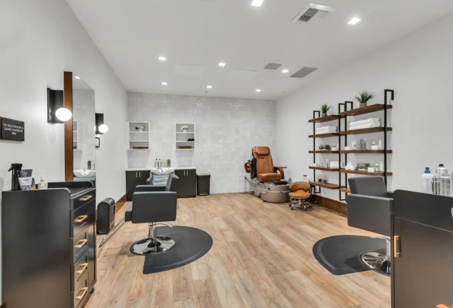 1112 Trout Creek Lane